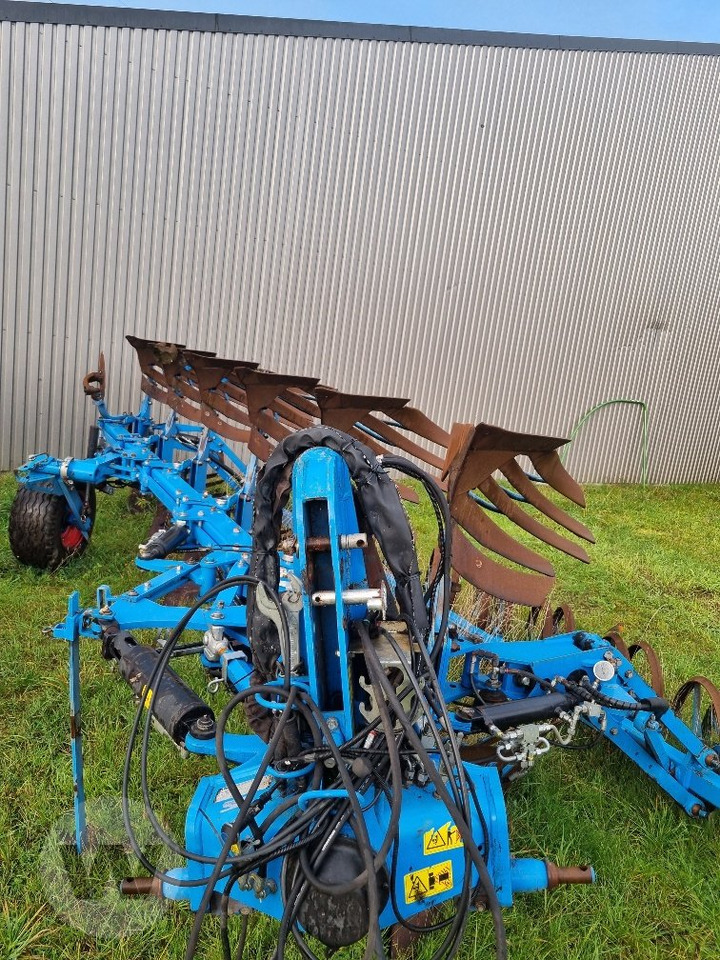 Lemken Juwel 8 - Plow: picture 2 Lemken Juwel 8 - Plow: picture 2