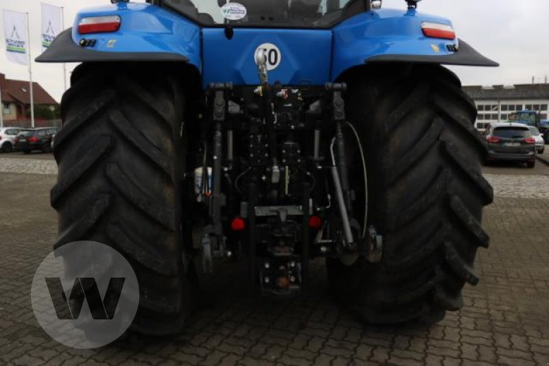 New Holland T 8.380 AC - Farm tractor: picture 3 New Holland T 8.380 AC - Farm tractor: picture 3