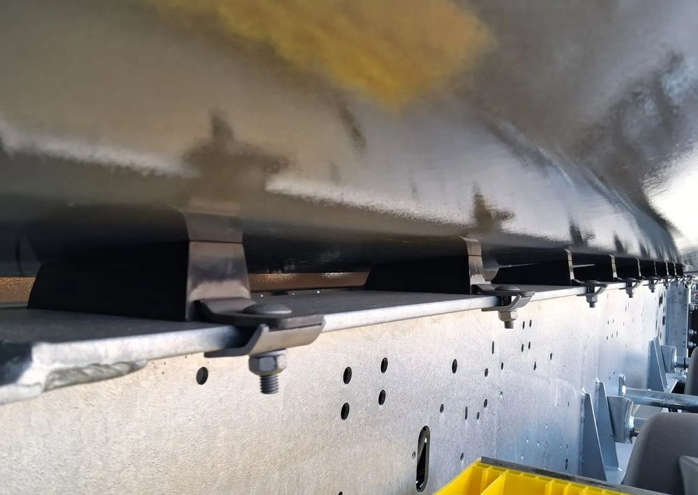 New Tipper semi-trailer Schmitz Cargobull Wywrotka stalowa 25m3, Klapa zewnętrzna: picture 10