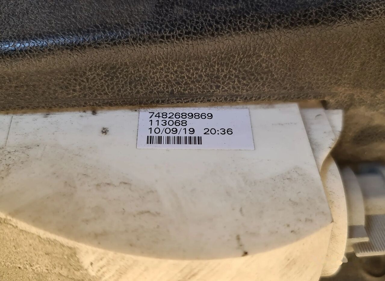 7482516638 Renault RANGE T truck - Footstep for Truck: picture 4 7482516638 Renault RANGE T truck - Footstep for Truck: picture 4