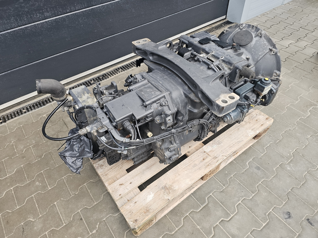 MAN TGS TGX EURO 6 / GRS TIPMATIC GEARBOX RETARDER / 81320046462 - Gearbox: picture 3 MAN TGS TGX EURO 6 / GRS TIPMATIC GEARBOX RETARDER / 81320046462 - Gearbox: picture 3