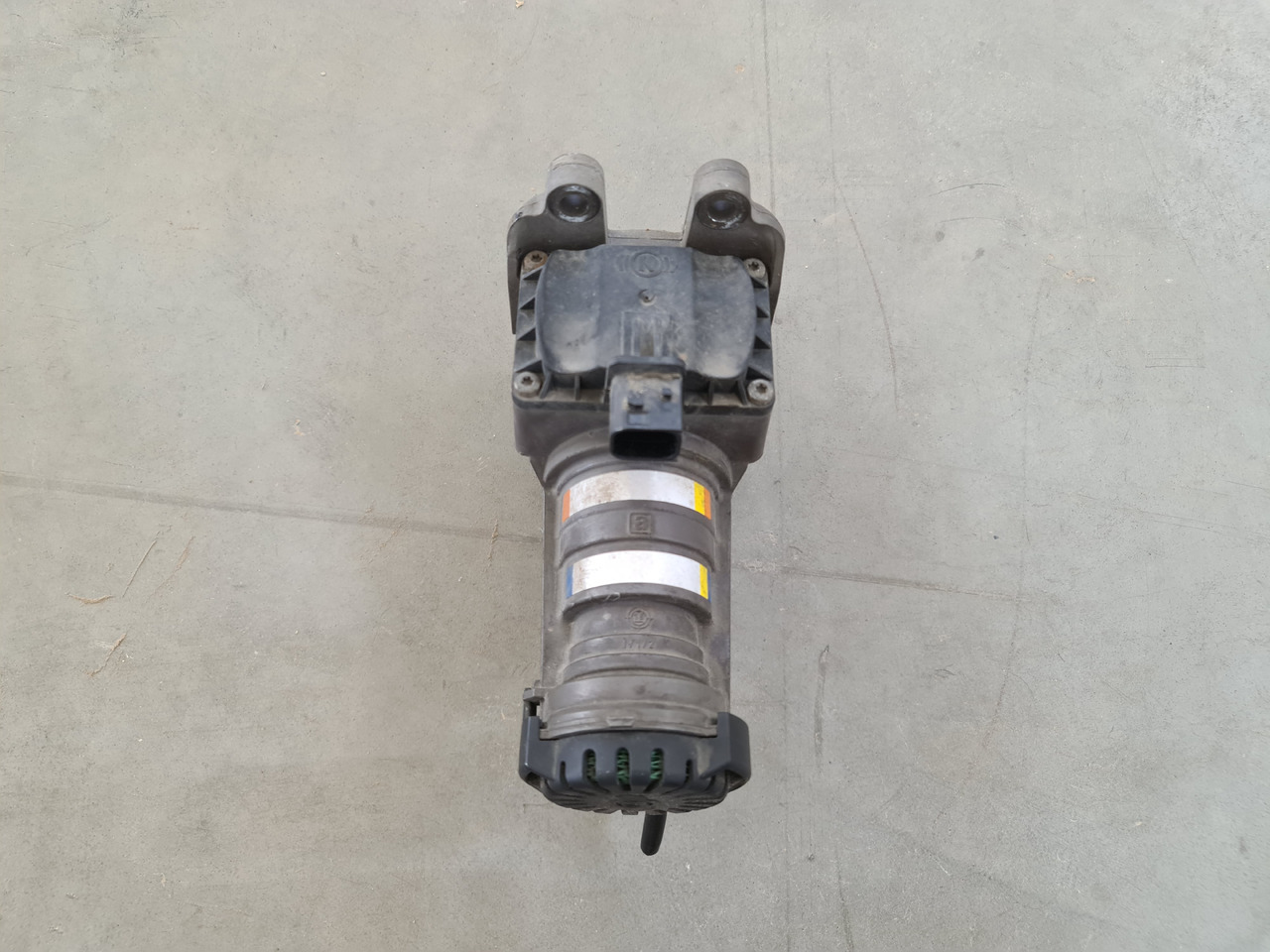 RENAULT RANGE T / BRAKE VALVE / 21327357 - Brake valve: picture 4 RENAULT RANGE T / BRAKE VALVE / 21327357 - Brake valve: picture 4