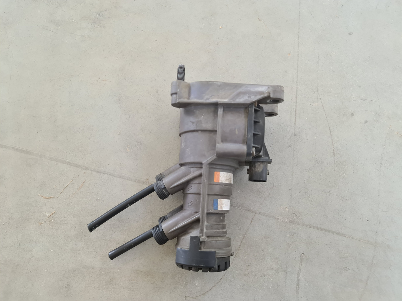 RENAULT RANGE T / BRAKE VALVE / 21327357 - Brake valve: picture 3 RENAULT RANGE T / BRAKE VALVE / 21327357 - Brake valve: picture 3