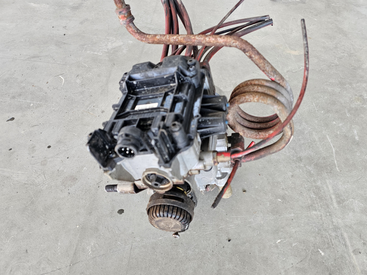 Brake valve SCANIA R, P, G / APS AIR DRYIER / 223901824: picture 6 Brake valve SCANIA R, P, G / APS AIR DRYIER / 223901824: picture 6