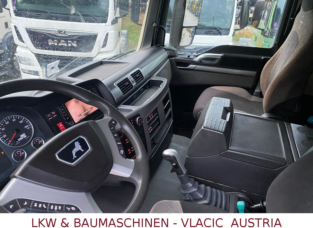 MAN 33.500 6x6 MIT KRAN PENZ - Timber truck, Crane truck: picture 5 MAN 33.500 6x6 MIT KRAN PENZ - Timber truck, Crane truck: picture 5