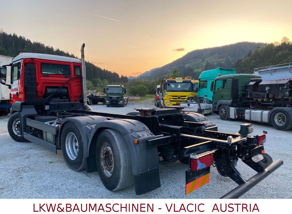 MAN TGS 26.440 6x2 mit Lift und Lenkachse MAN TGS 26.440 6x2 mit Lift und Lenkachse - Cab chassis truck: picture 4 MAN TGS 26.440 6x2 mit Lift und Lenkachse MAN TGS 26.440 6x2 mit Lift und Lenkachse - Cab chassis truck: picture 4