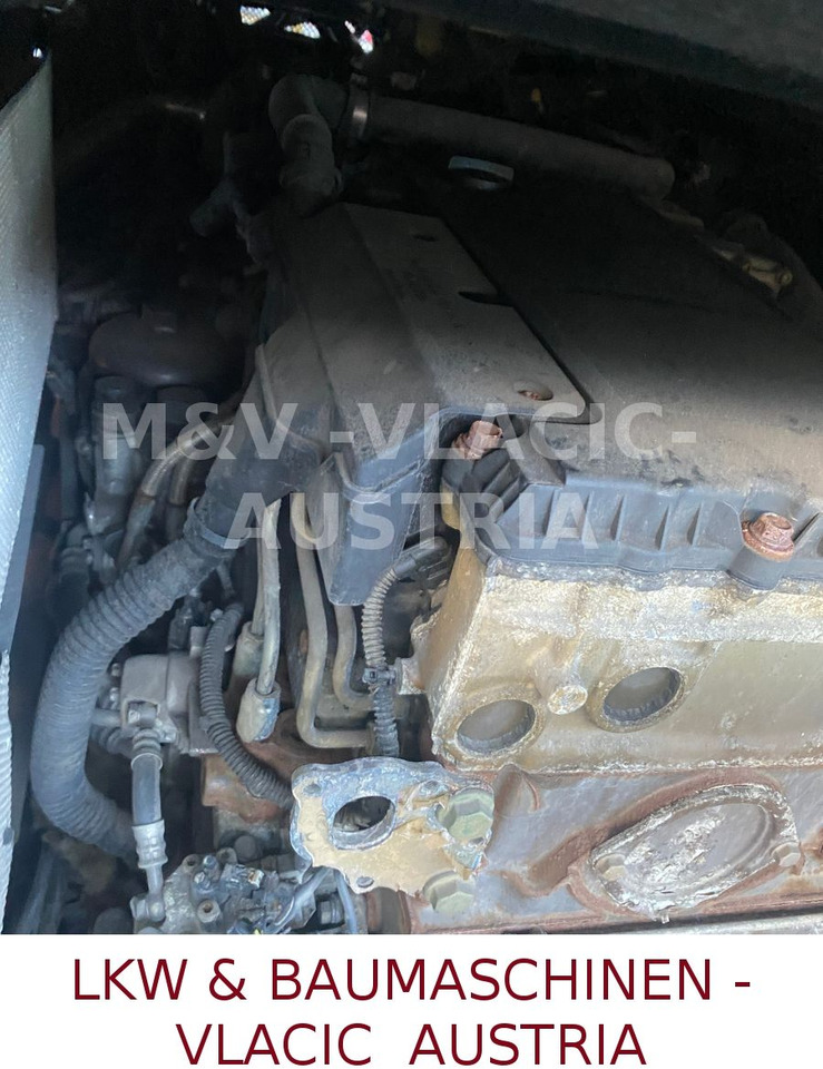 Container transporter/ Swap body truck Mercedes-Benz Actros 2545: picture 28