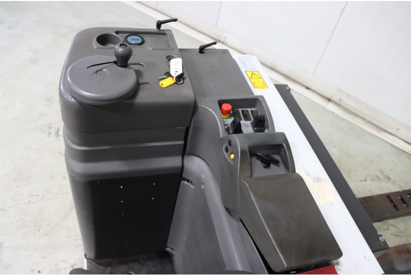 Atlet A/ALL/200 - Order picker: picture 2 Atlet A/ALL/200 - Order picker: picture 2