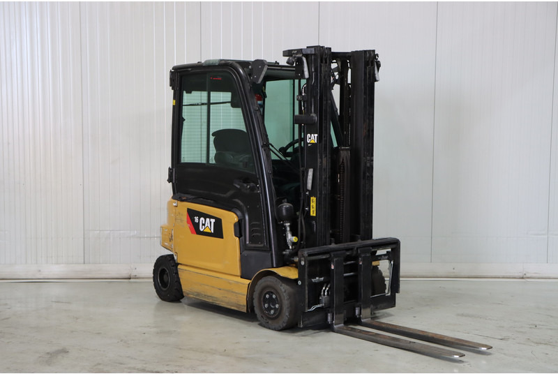 Caterpillar EP16ACN - Electric forklift: picture 1 Caterpillar EP16ACN - Electric forklift: picture 1