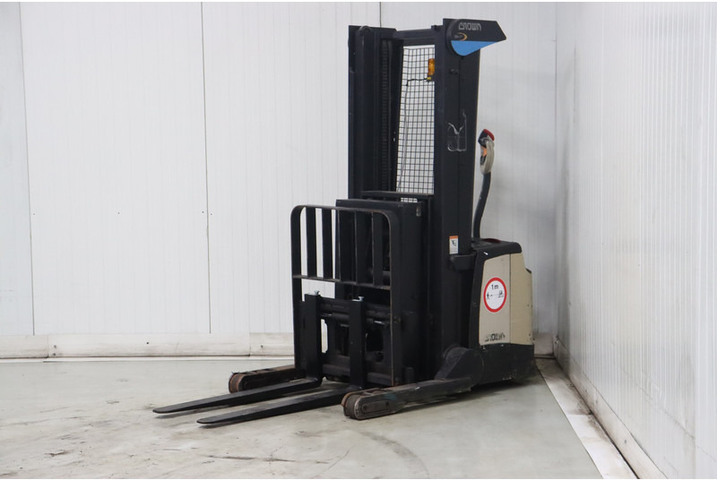 Crown SHR5520-1.13 - Stacker: picture 5 Crown SHR5520-1.13 - Stacker: picture 5