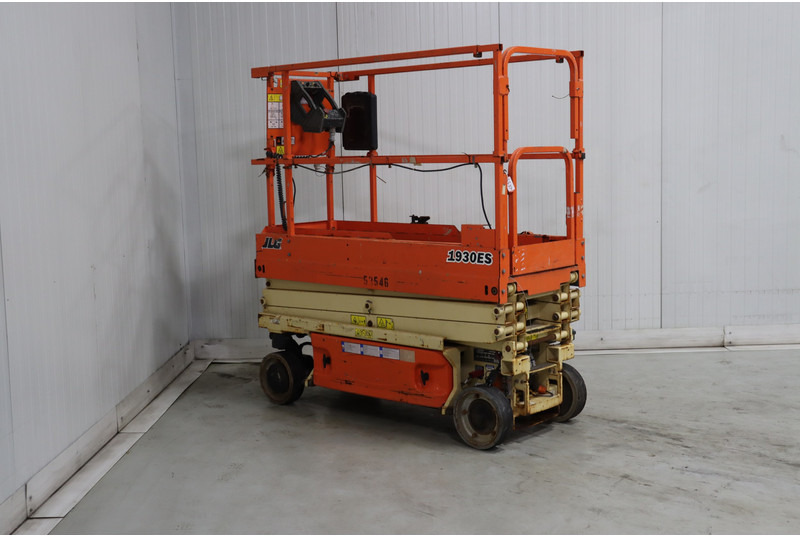 Scissor lift JLG 1930ES: picture 9