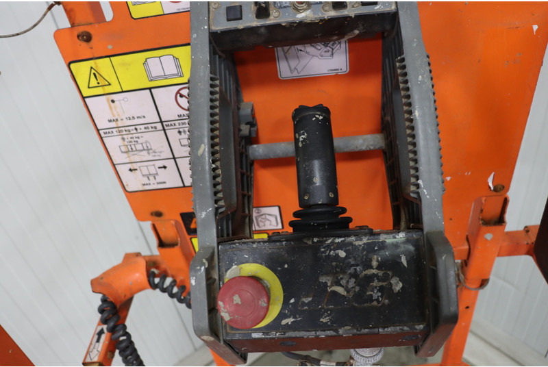 Scissor lift JLG 1930ES: picture 6