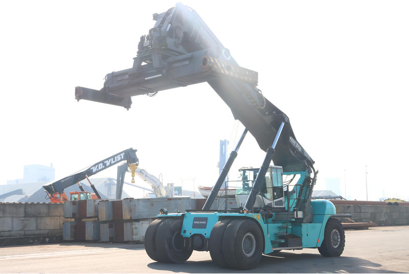 KONECRANES 4531TC5 - Reach stacker: picture 5 KONECRANES 4531TC5 - Reach stacker: picture 5