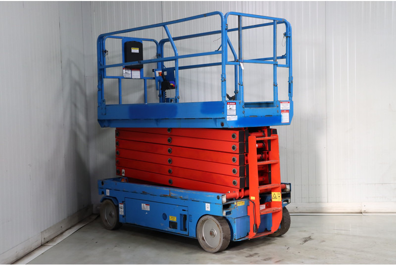 Mantall XE140W - Scissor lift: picture 5 Mantall XE140W - Scissor lift: picture 5