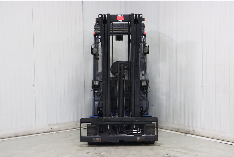 Toyota 8FBM20T - Electric forklift: picture 3 Toyota 8FBM20T - Electric forklift: picture 3