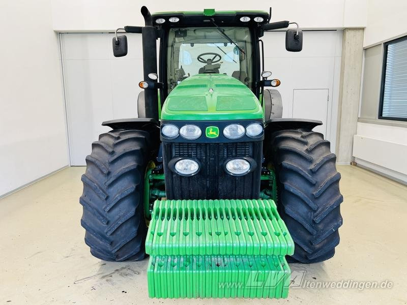 John Deere 8295R - Farm tractor: picture 5 John Deere 8295R - Farm tractor: picture 5