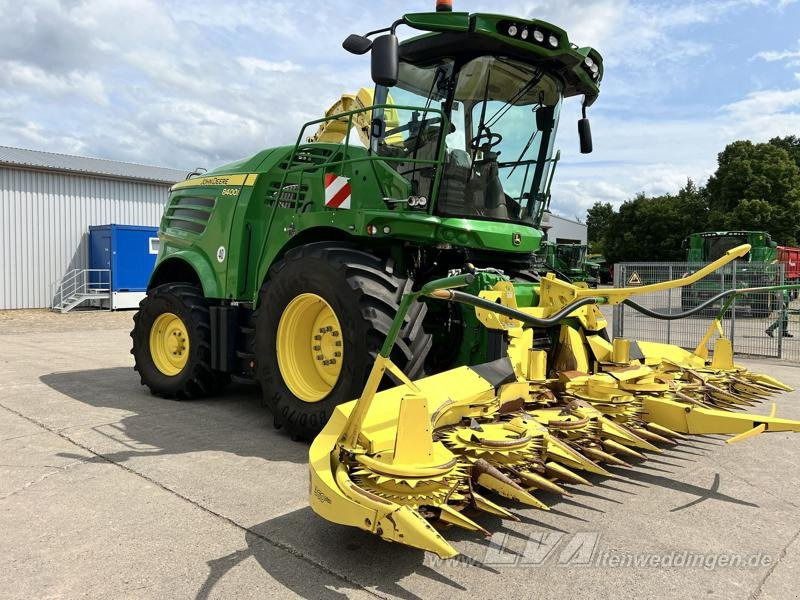John Deere 8400 - Forage harvester: picture 2 John Deere 8400 - Forage harvester: picture 2