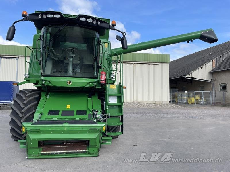 John Deere W550 - Combine harvester: picture 2 John Deere W550 - Combine harvester: picture 2