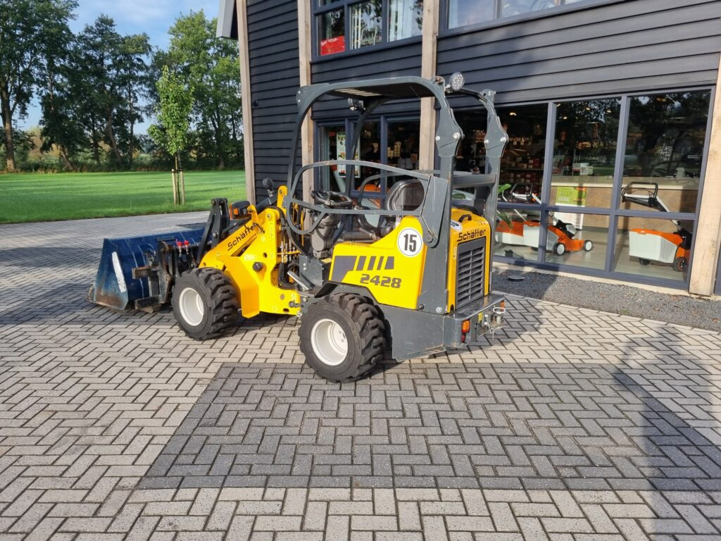 SCHÄFFER 2428 miniloader - Compact loader: picture 4 SCHÄFFER 2428 miniloader - Compact loader: picture 4