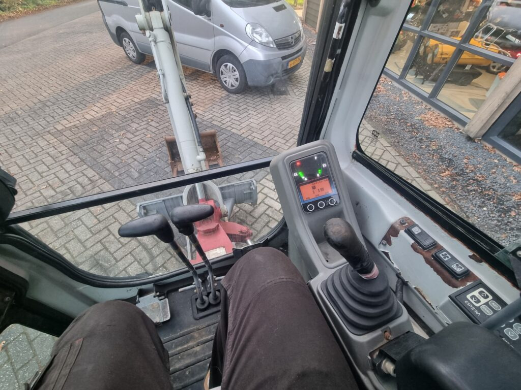 Mini excavator TAKEUCHI TB216 minidigger: picture 6 Mini excavator TAKEUCHI TB216 minidigger: picture 6