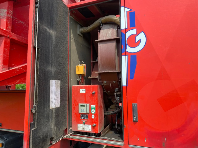 Vacuum truck MAN TGS 28.440 | SAUGBAGGER | SUCTION EXCAVATOR | GRONDZUIGER |: picture 17