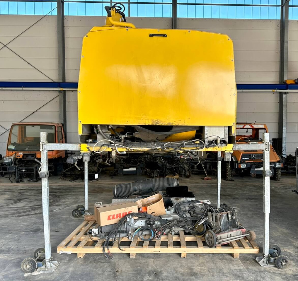 Unimog Aufbaukehrmaschine Trilety SK-370 - Garbage truck body: picture 2 Unimog Aufbaukehrmaschine Trilety SK-370 - Garbage truck body: picture 2