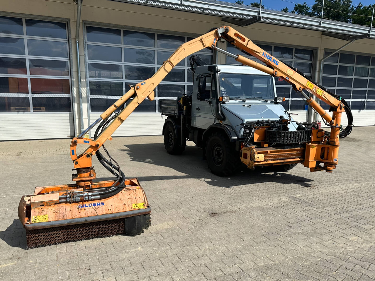Unimog Frontauslegermähgerät  Mulag FME600 - Boom mower: picture 2 Unimog Frontauslegermähgerät  Mulag FME600 - Boom mower: picture 2