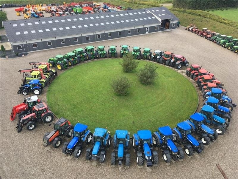 Farm tractor Claas Arion 440 CIS med frontlæsser: picture 19