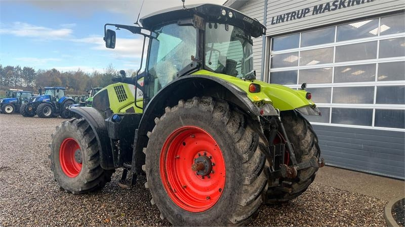 Claas Axion 830 Med frontlift - Farm tractor: picture 3 Claas Axion 830 Med frontlift - Farm tractor: picture 3