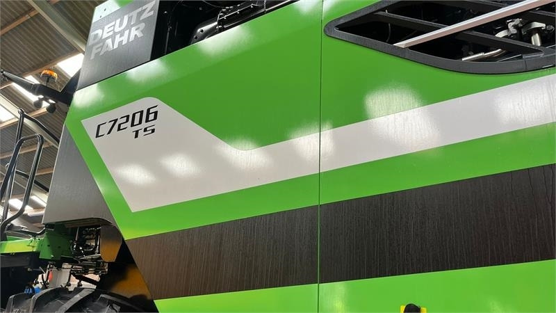Combine harvester Deutz-fahr 7206 With 24feed - 7.2m header. New and unused Com: picture 22