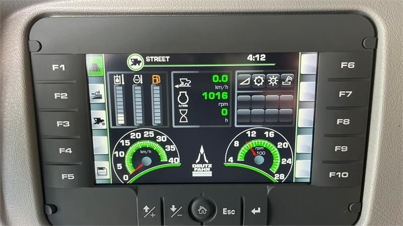 Combine harvester Deutz-fahr 7206 With 24feed - 7.2m header. New and unused Com: picture 9