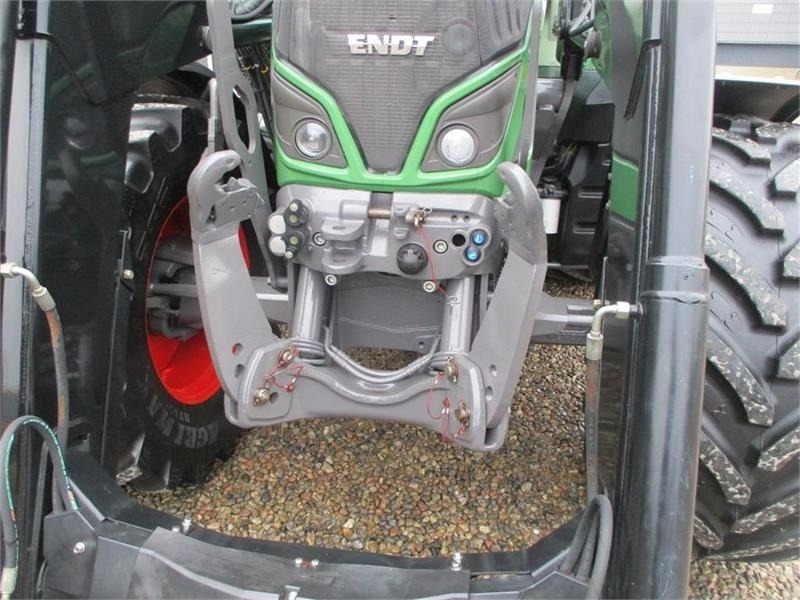 Fendt 514 Vario med frontlæsser og frontlift - Farm tractor: picture 4 Fendt 514 Vario med frontlæsser og frontlift - Farm tractor: picture 4