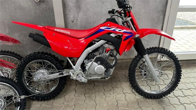 Honda CRF 125 F DEMO. Rigtig crosser med gear og kobling - Side-by-side/ ATV: picture 2 Honda CRF 125 F DEMO. Rigtig crosser med gear og kobling - Side-by-side/ ATV: picture 2