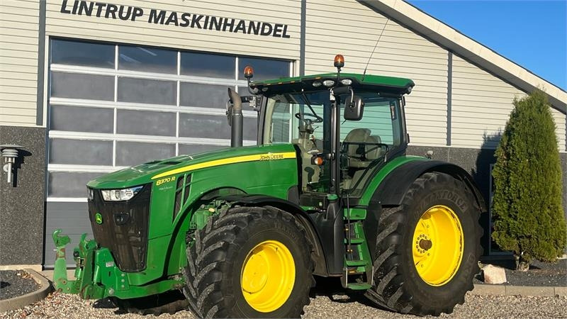 John Deere 8370R Med frontlift og fuld servicehistorik - Farm tractor: picture 2 John Deere 8370R Med frontlift og fuld servicehistorik - Farm tractor: picture 2