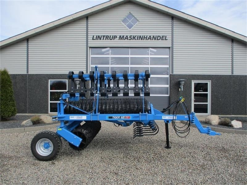 Namyslo Tiger 620 med hydraulisk lammelplanke / plannerpla - Farm roller: picture 1 Namyslo Tiger 620 med hydraulisk lammelplanke / plannerpla - Farm roller: picture 1