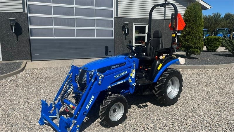 Solis H26 HST Med Frontlæsser - Municipal tractor: picture 2 Solis H26 HST Med Frontlæsser - Municipal tractor: picture 2