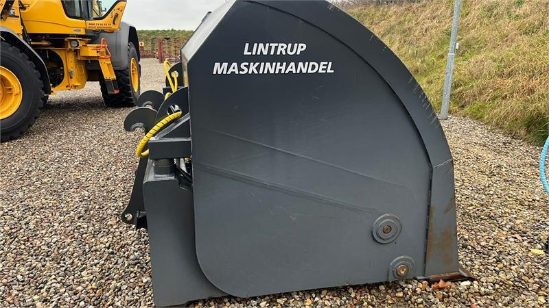 Volvo 5m3 Rauakoda Højtip skovl Rauakoda 5m3 højtip skov - Loader bucket: picture 2 Volvo 5m3 Rauakoda Højtip skovl Rauakoda 5m3 højtip skov - Loader bucket: picture 2