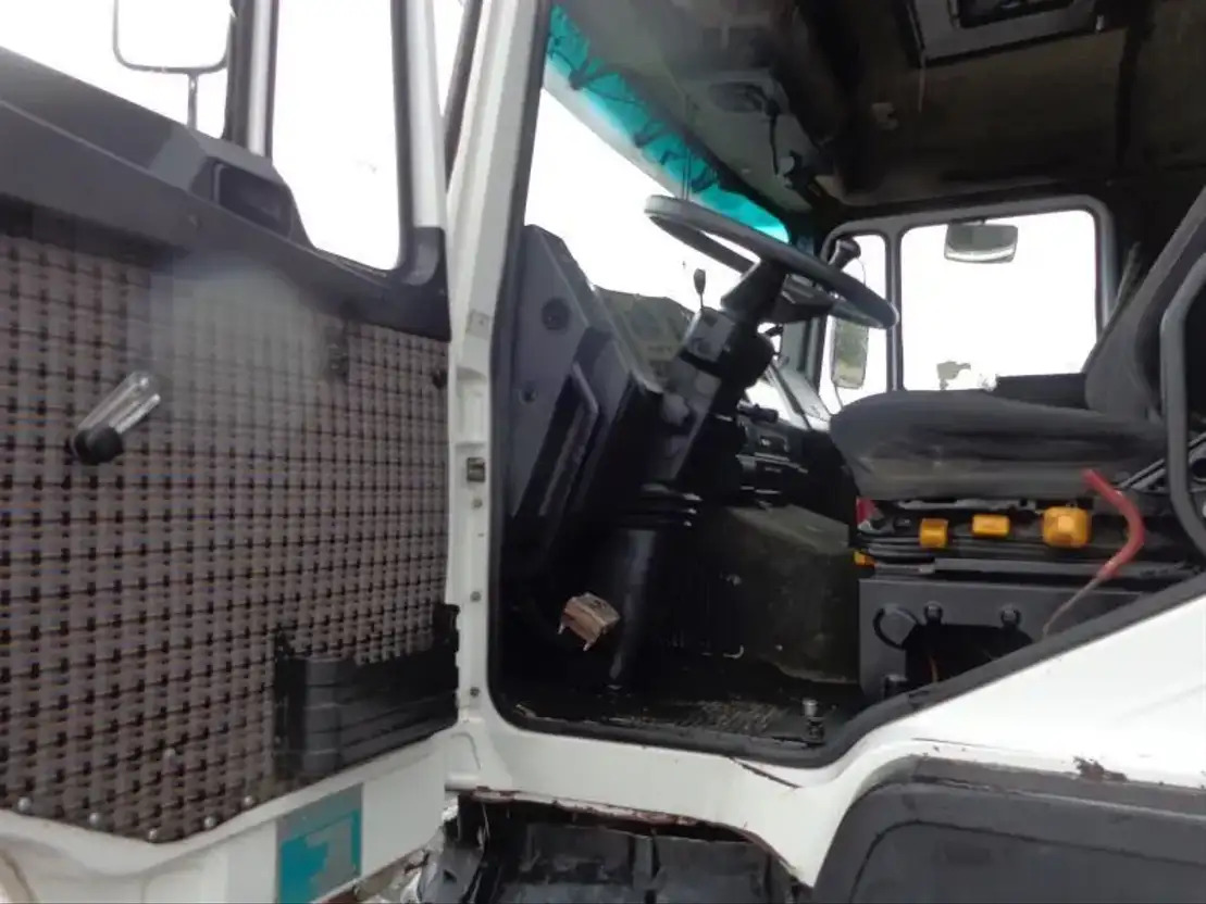 Leasing of MAN 26.372 MAN 26.372 6X4  MAN 26.372 MAN 26.372 6X4: picture 8