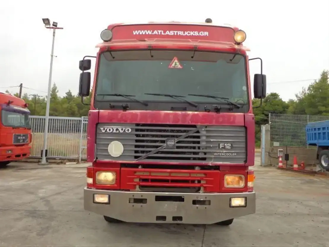 Volvo F 12.400 Volvo F12 6X2 405Hp -TD123ES - Cab chassis truck: picture 4 Volvo F 12.400 Volvo F12 6X2 405Hp -TD123ES - Cab chassis truck: picture 4