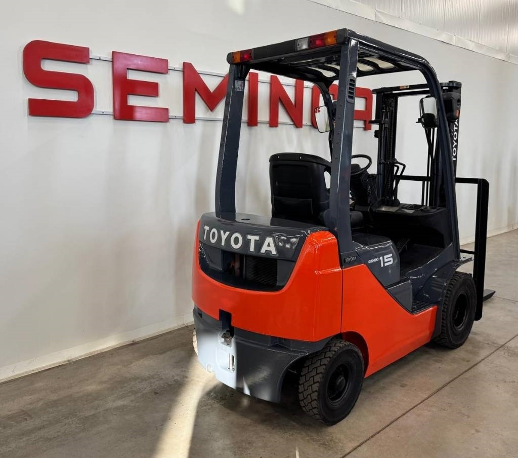 Toyota 10735 - 02-8FG15 - Forklift: picture 3 Toyota 10735 - 02-8FG15 - Forklift: picture 3