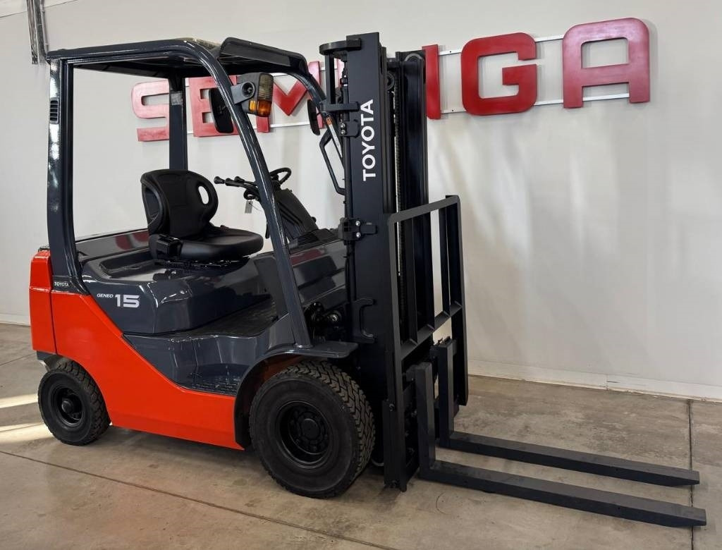 Toyota 10735 - 02-8FG15 - Forklift: picture 1 Toyota 10735 - 02-8FG15 - Forklift: picture 1