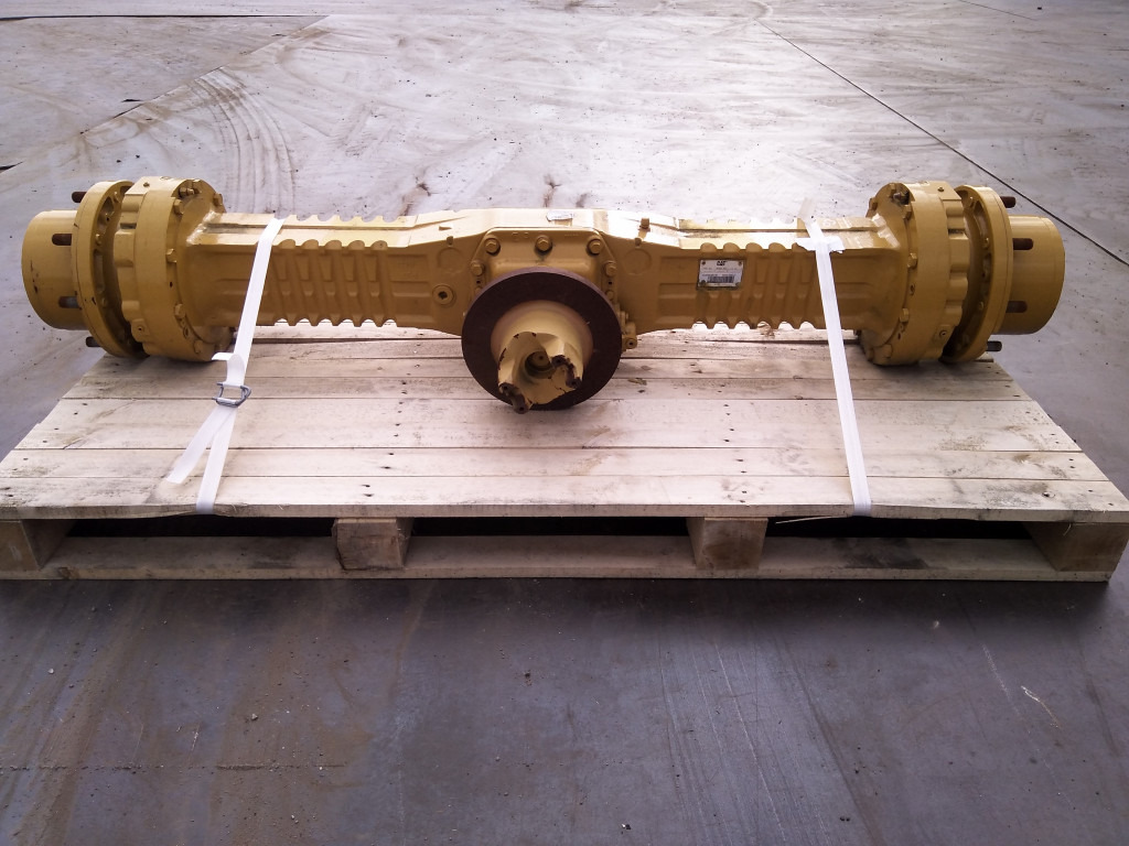 Caterpillar 4454603 - 2628660 - Front axle for Construction machinery: picture 1 Caterpillar 4454603 - 2628660 - Front axle for Construction machinery: picture 1