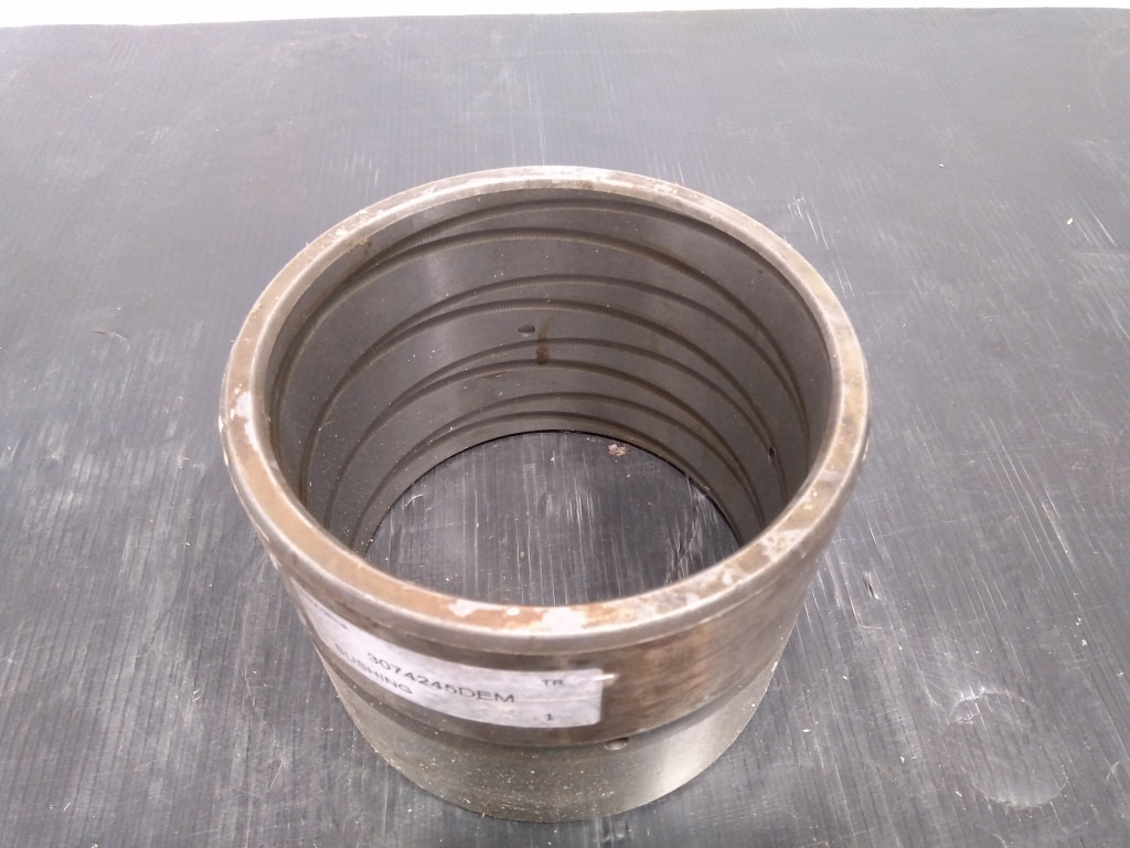 Hitachi 3074542 - - Piston/ Ring/ Bushing for Construction machinery: picture 2 Hitachi 3074542 - - Piston/ Ring/ Bushing for Construction machinery: picture 2