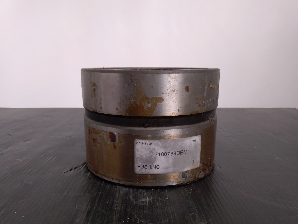 Hitachi 3100789 - - Piston/ Ring/ Bushing for Construction machinery: picture 1 Hitachi 3100789 - - Piston/ Ring/ Bushing for Construction machinery: picture 1