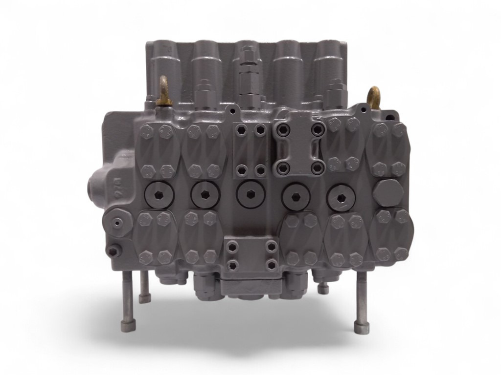 Hitachi 4632973 - UA36-100 - Hydraulic valve for Construction machinery: picture 1 Hitachi 4632973 - UA36-100 - Hydraulic valve for Construction machinery: picture 1