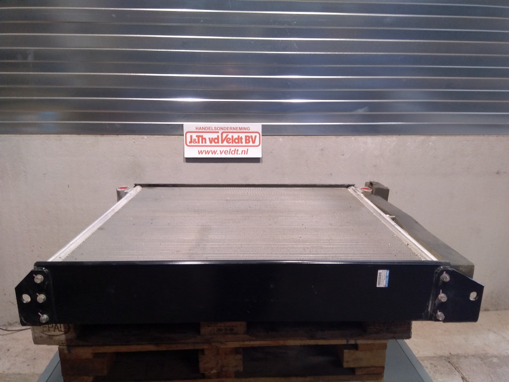 Hitachi 4654986 - Oil cooler for Construction machinery: picture 1 Hitachi 4654986 - Oil cooler for Construction machinery: picture 1