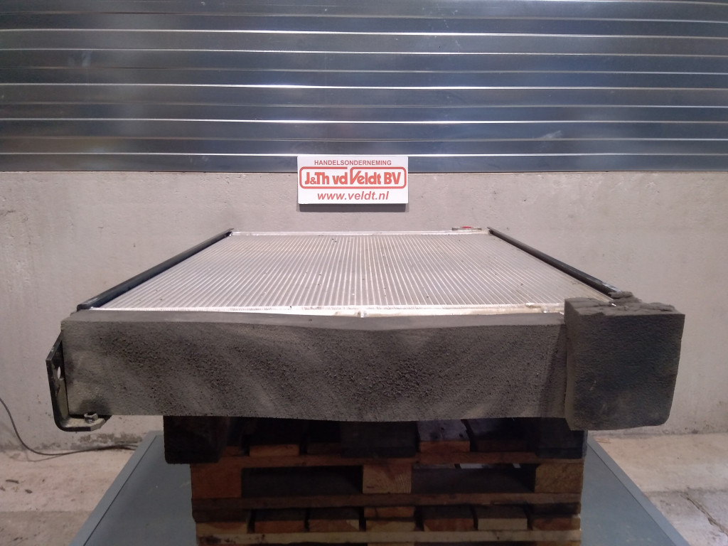 Hitachi 4654986 - Oil cooler for Construction machinery: picture 2 Hitachi 4654986 - Oil cooler for Construction machinery: picture 2