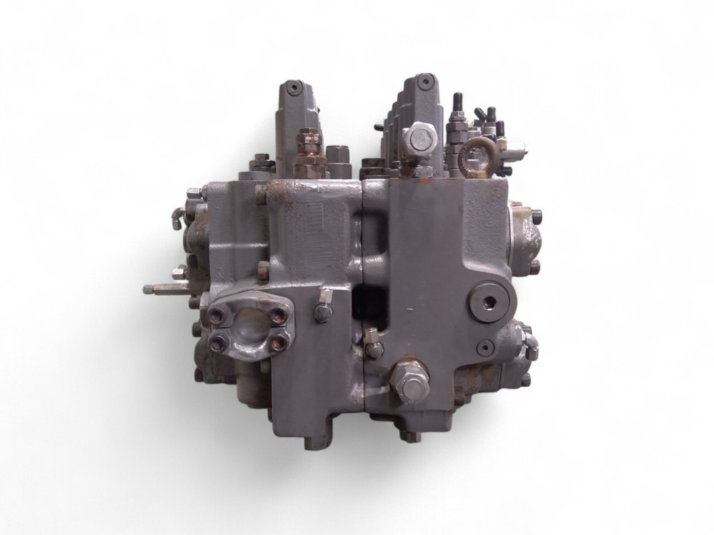 Hitachi 4713088 - YA00037261 - Hydraulic valve for Construction machinery: picture 3 Hitachi 4713088 - YA00037261 - Hydraulic valve for Construction machinery: picture 3