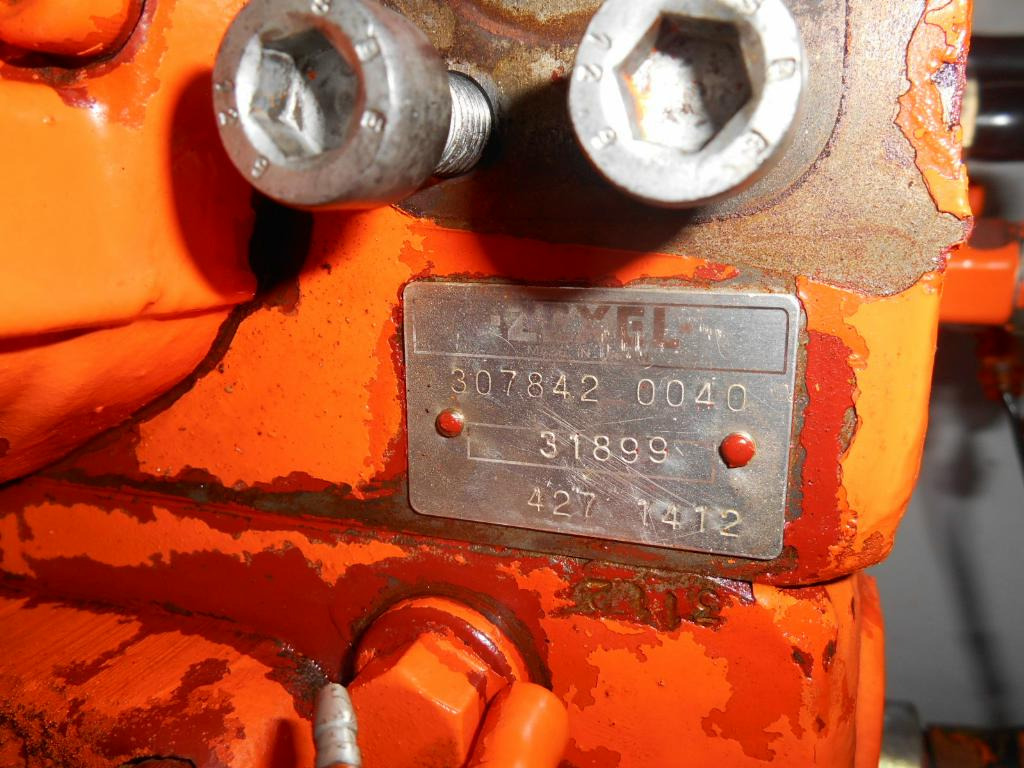 Hitachi 71422916 - 71401619 - Hydraulic valve for Construction machinery: picture 1 Hitachi 71422916 - 71401619 - Hydraulic valve for Construction machinery: picture 1