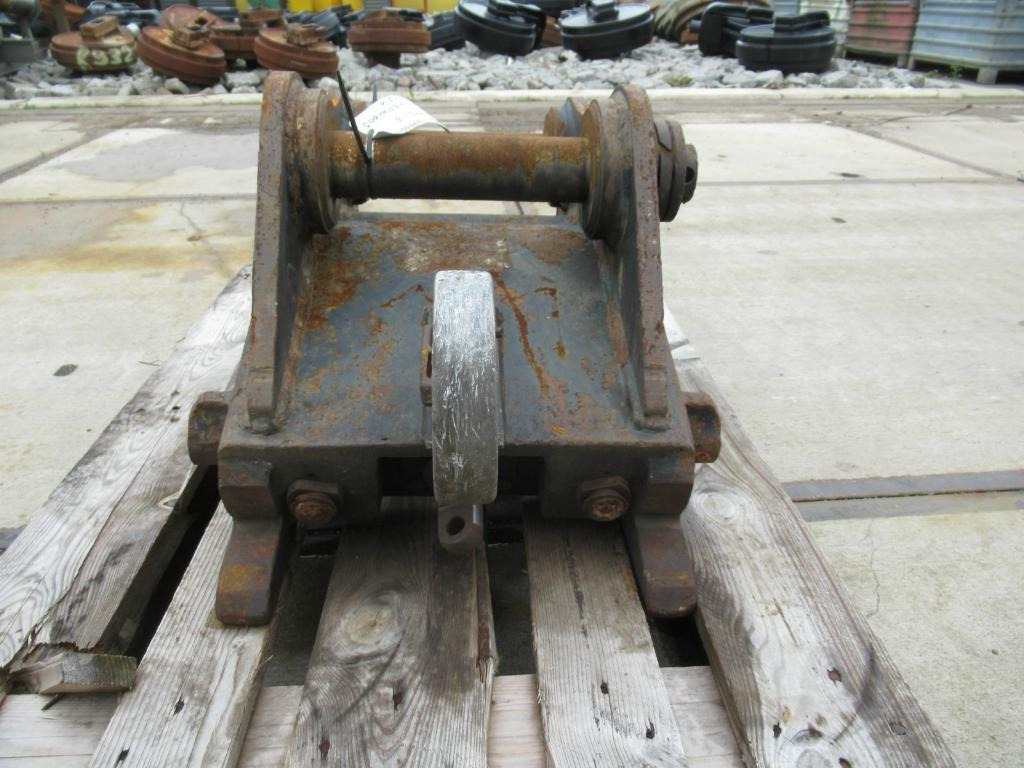 Hitachi CW30S - - - Quick coupler for Construction machinery: picture 4 Hitachi CW30S - - - Quick coupler for Construction machinery: picture 4
